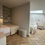 Aurum Apartments