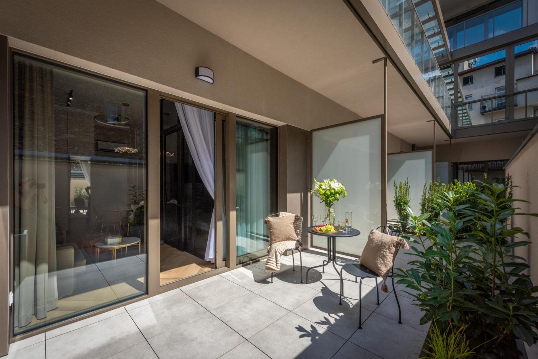 Aurum Apartment *